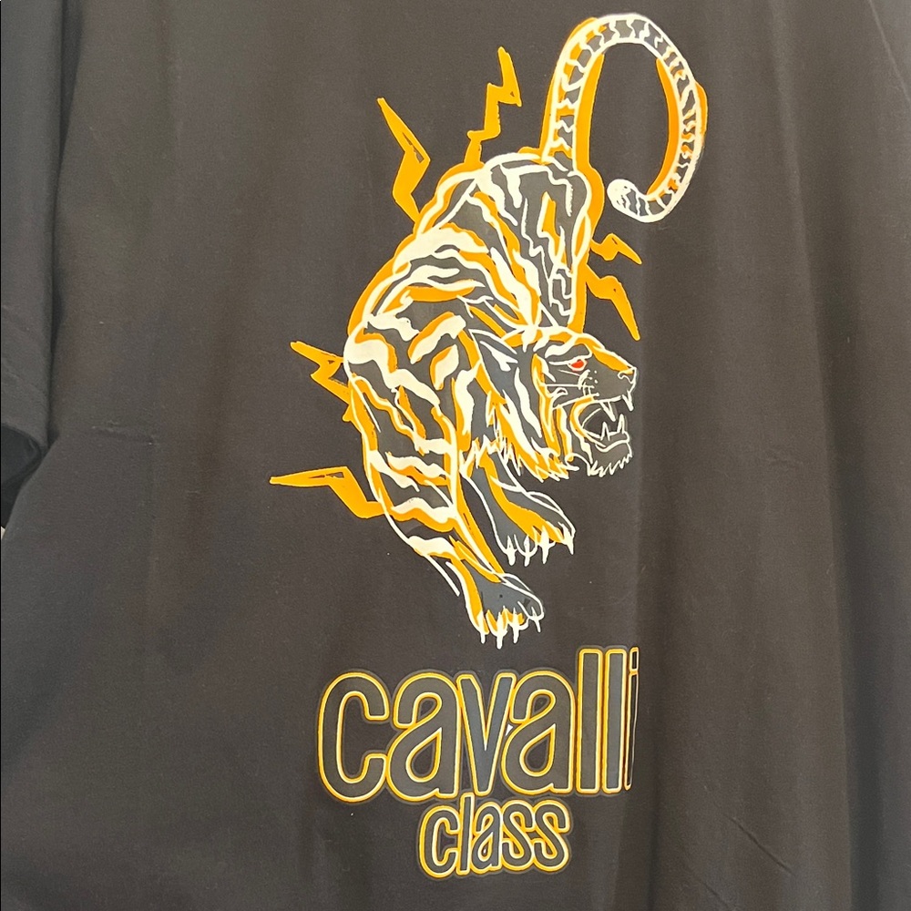 Cavalli Class Black Tee with tiger Bold Graphic XXL - Picture 2 of 6